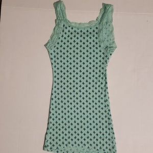 🔵5 for $25 Old navy floral tank top